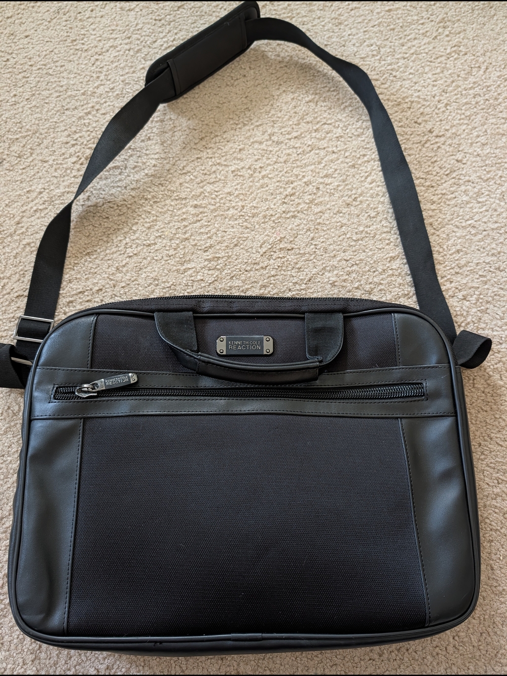 Kenneth Cole Reaction Black Men's Briefcase Laptop Shoulder Bag